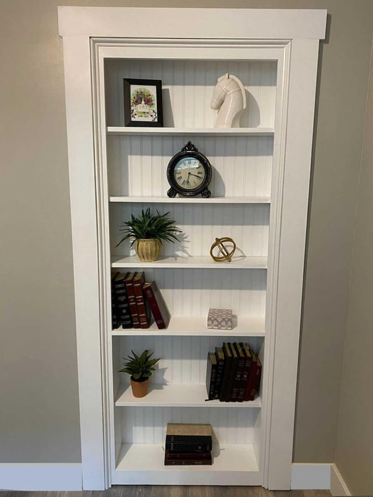 Hidden Bookcase Door – Single Door Style 1